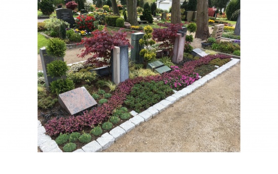 ev. Friedhof Haan - Urnenwahl-Bestattungsgarten  