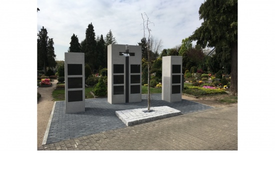 ev. Friedhof Haan - Urnenstele  