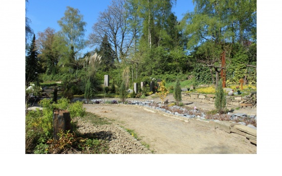 kath. Friedhof Haan - Bestattungsgarten  